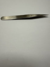 Load image into Gallery viewer, TWEEZERS MM STAINLESS STEEL ANTI-ACID 5" FINE TIP