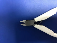 Load image into Gallery viewer, LINDSTROM 7191 Supreme Flush Cutter Box Joint Taper Head Diagonal Side