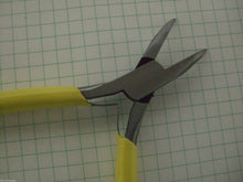 Load image into Gallery viewer, FavoriteUSA Miniature Bent Nose Setting Plier Smooth Jaws 4-1/2" Made In Germany High Quality