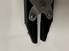 Load image into Gallery viewer, Parallel Plier 5-1/2" Inch 140mm Long Flat Smooth Plastic Jaws With Spring