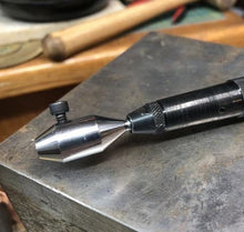 Load image into Gallery viewer, PEPETOOLS Lion Punch Forge Adapter LPFG for Hand Engraving Hammer With Square Shaped Graver