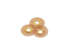 Load image into Gallery viewer, EC MOORE PLASTIC GARNET 7/8" BRASS METAL CENTER DISCS 200 PER PACK FINE GRIT
