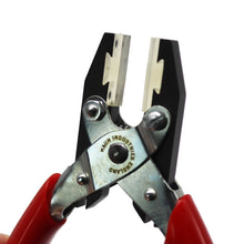 Load image into Gallery viewer, MAUN SOFT PLASTIC JAWS FLAT NOSE PARALLEL PLIER RETURN SPRING 125 MM 4896-125
