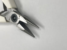 Load image into Gallery viewer, LINDSTROM # 7893 Short Snipe Nose Pliers Supreme Series Jewelry
