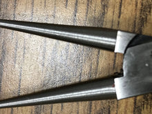 Load image into Gallery viewer, FavoriteUSA Long Round Nose Plier 5-3/4&quot; Made In Germany High Quality

