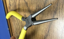Load image into Gallery viewer, FavoriteUSA Long Round Nose Plier 5-3/4&quot; Made In Germany High Quality
