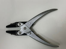 Load image into Gallery viewer, Parallel Plier 5-1/2&quot; Inch 140mm Long Flat Smooth Plastic Jaws With Spring
