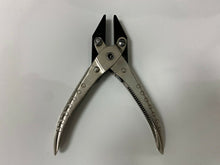 Load image into Gallery viewer, Parallel Plier 5-1/2&quot; Inch 140mm Long Flat Smooth Jaws With Spring
