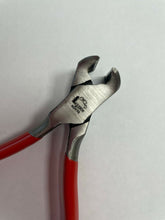 Load image into Gallery viewer, VIGOR # 404 1/2- END CUTTING PliersS- 4 1/2&quot; Long - Made In Sweden
