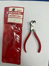 Load image into Gallery viewer, VIGOR # 404 1/2- END CUTTING PliersS- 4 1/2&quot; Long - Made In Sweden
